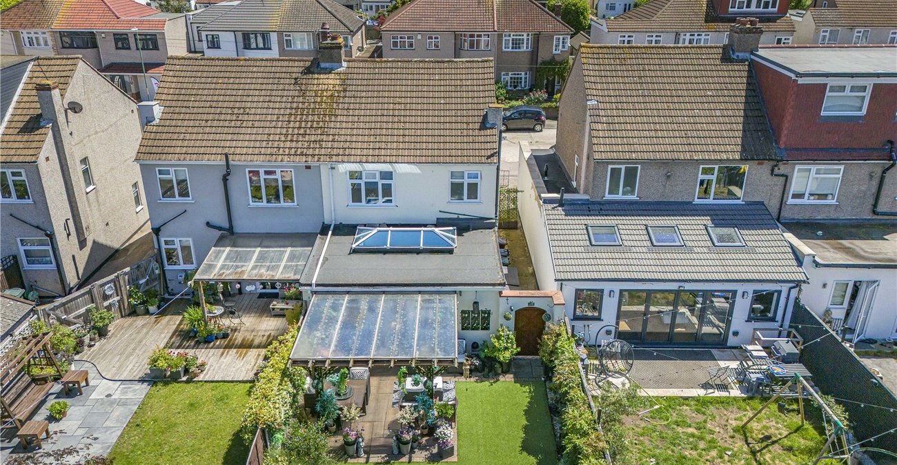 3 bedroom house for sale in West Dartford | Robinson Jackson
