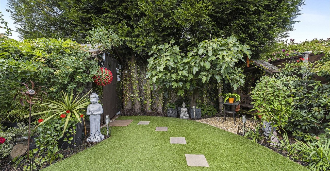 3 bedroom house for sale in West Dartford | Robinson Jackson