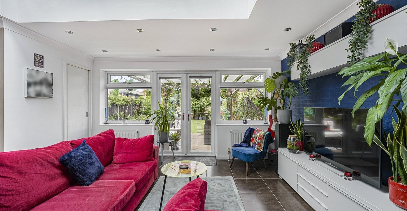 3 bedroom house for sale in West Dartford | Robinson Jackson
