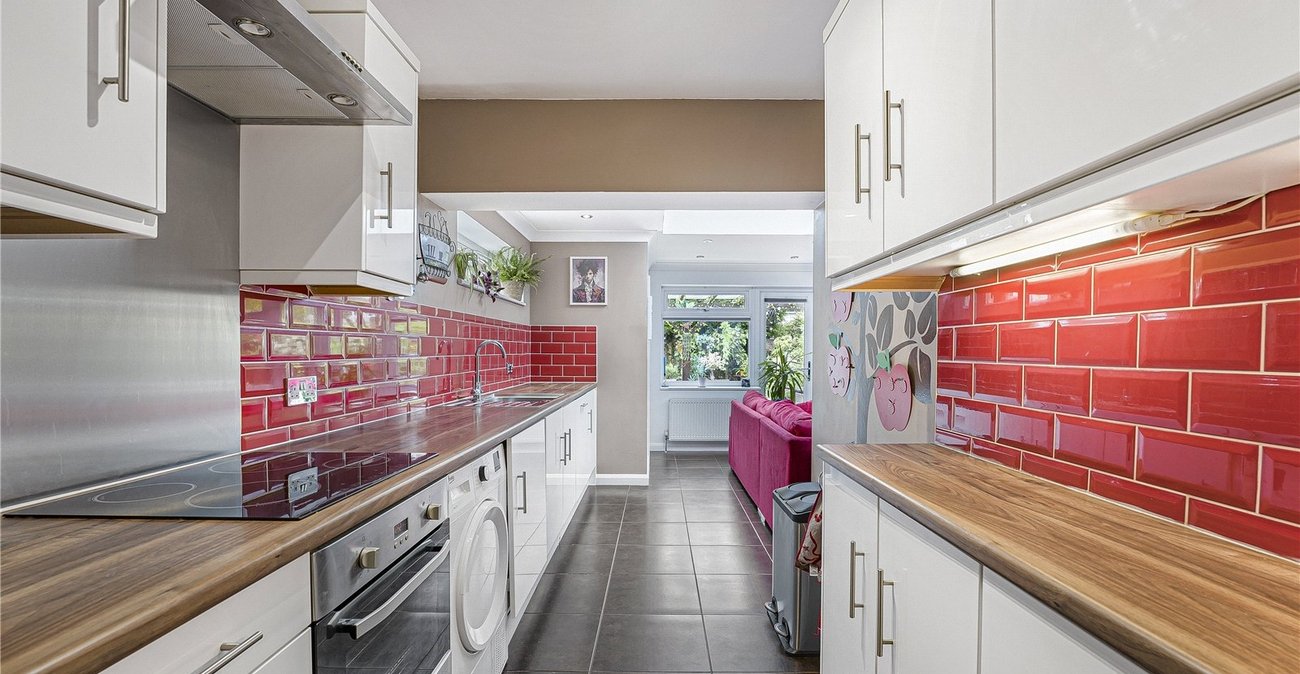3 bedroom house for sale in West Dartford | Robinson Jackson