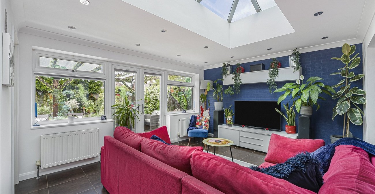 3 bedroom house for sale in West Dartford | Robinson Jackson