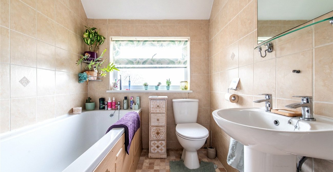 3 bedroom house for sale in Barming | Robinson Michael & Jackson