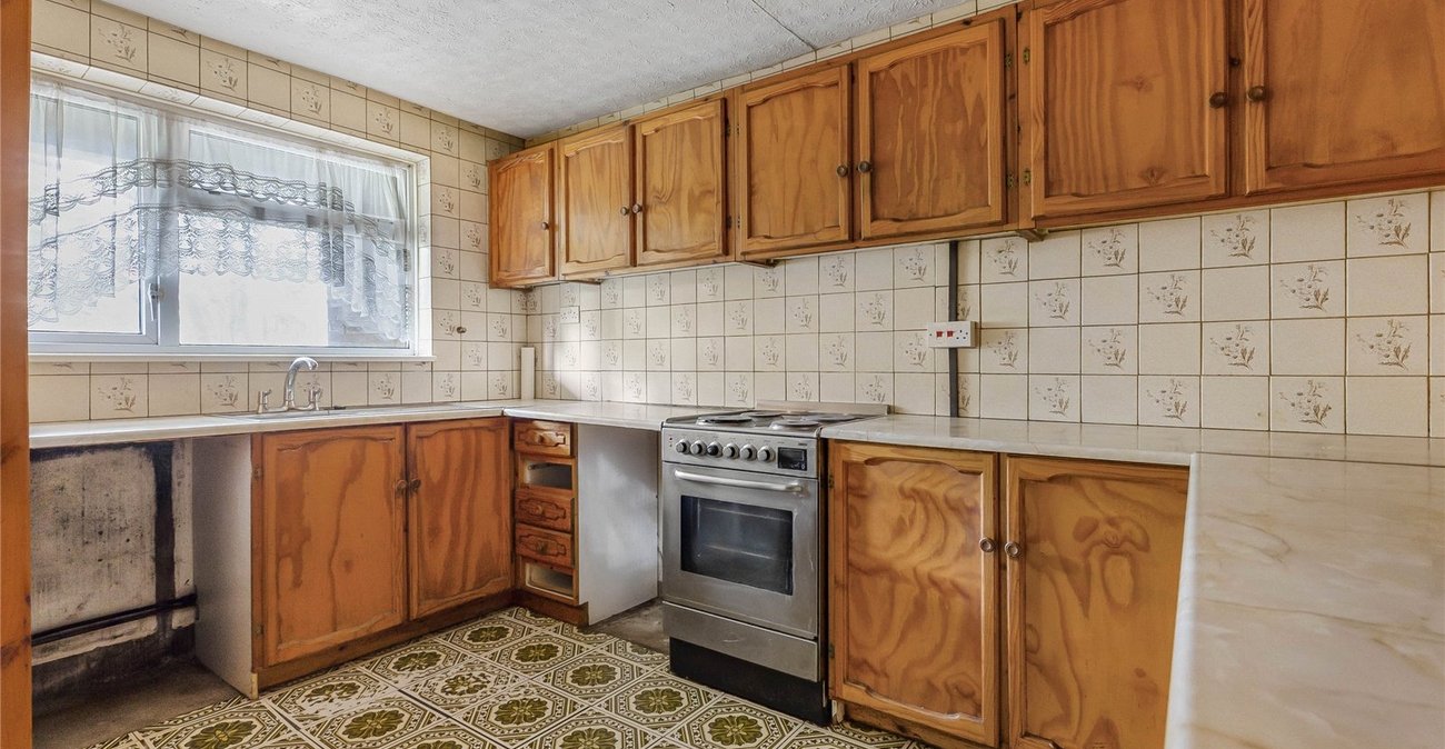 3 bedroom property for sale in Rochester | Robinson Michael & Jackson