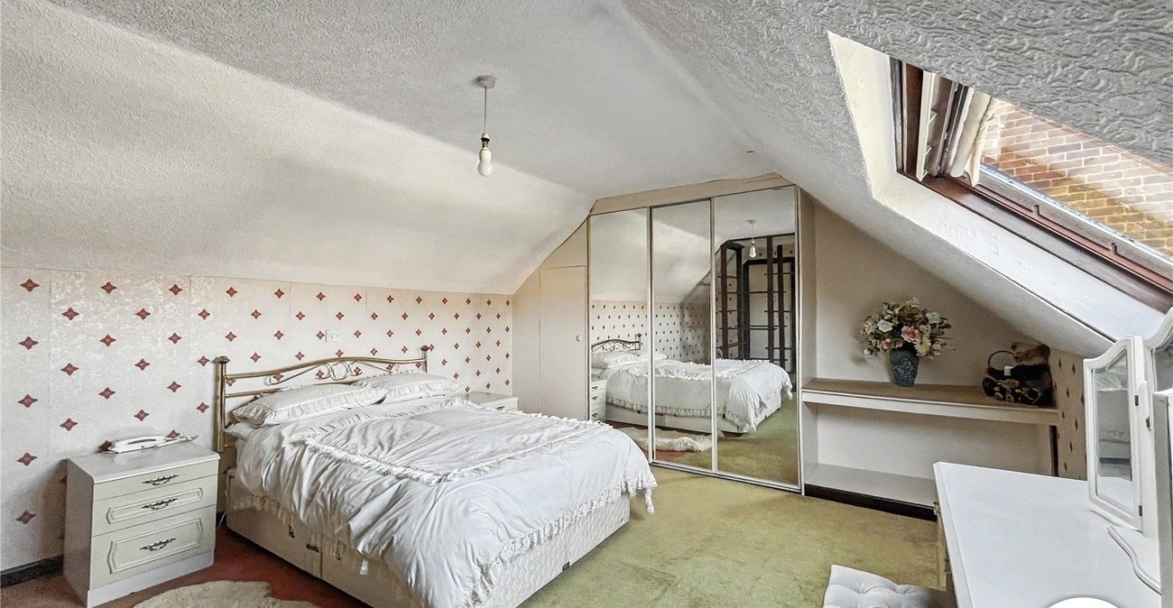 1 bedroom bungalow for sale in Sittingbourne | Robinson Michael & Jackson