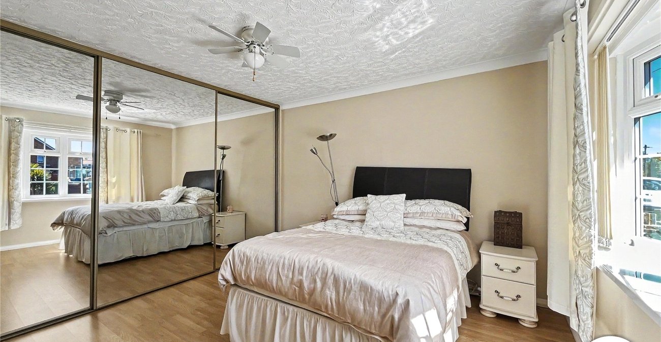 1 bedroom bungalow for sale in Sittingbourne | Robinson Michael & Jackson