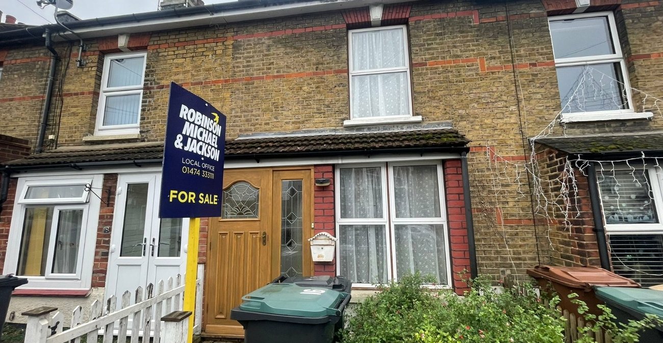 3 bedroom house for sale in Northfleet | Robinson Michael & Jackson