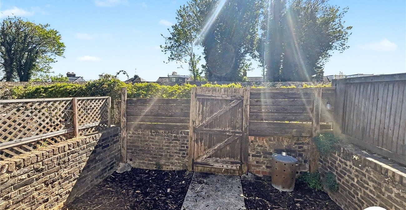 4 bedroom house for sale in Strood | Robinson Michael & Jackson