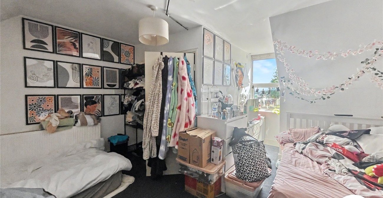 4 bedroom house for sale in Strood | Robinson Michael & Jackson