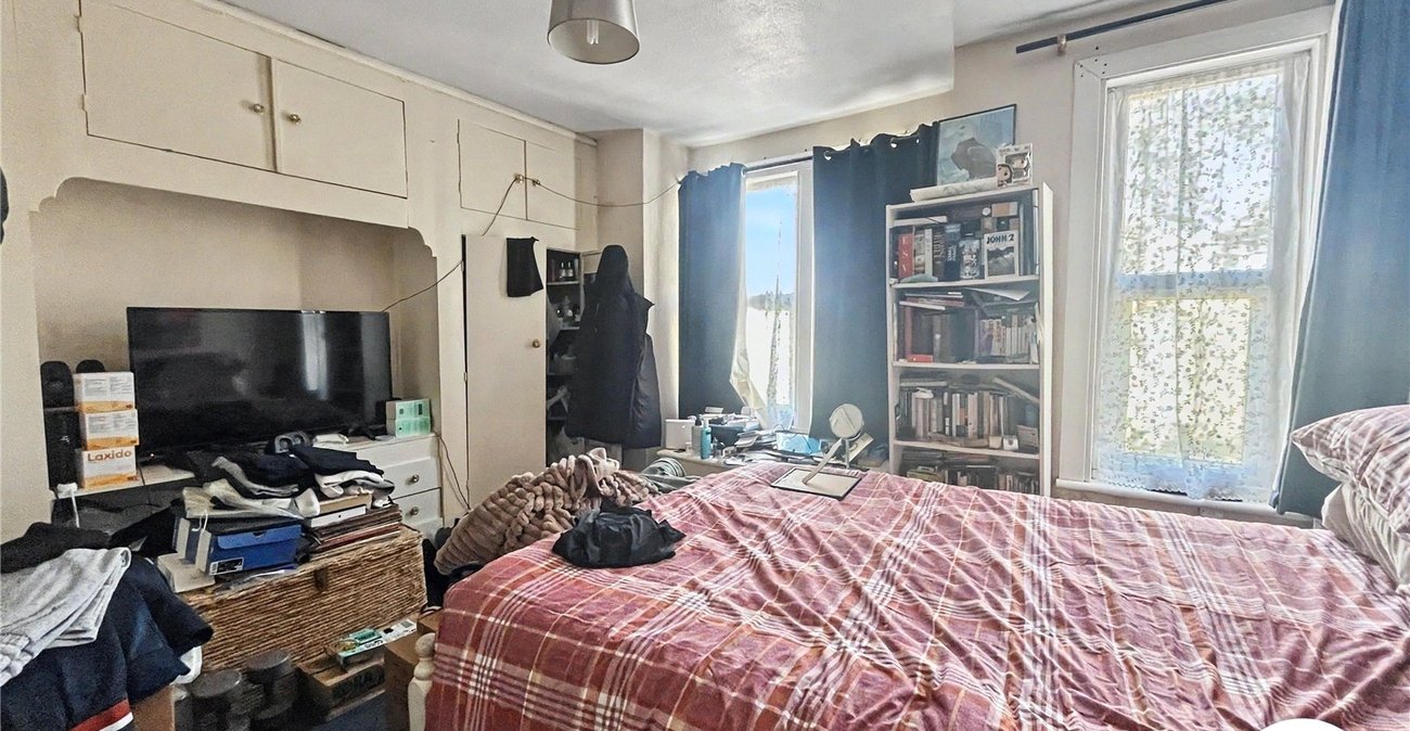 4 bedroom house for sale in Strood | Robinson Michael & Jackson