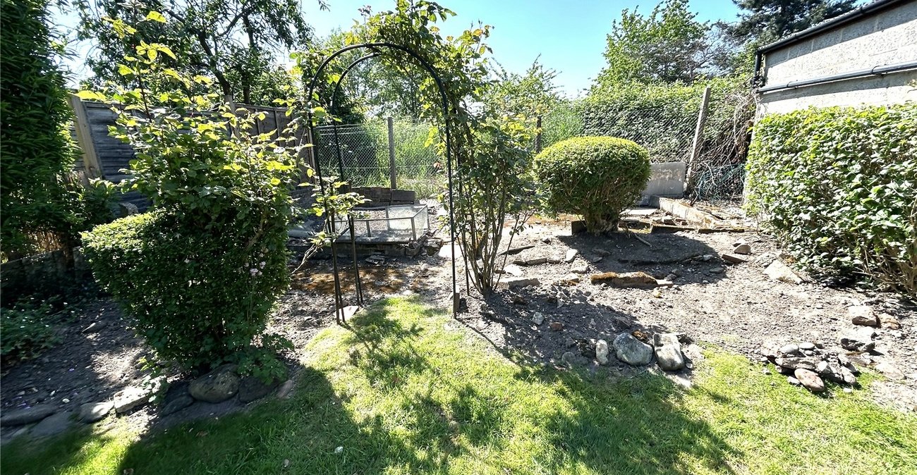 3 bedroom house for sale in Welling | Robinson Jackson