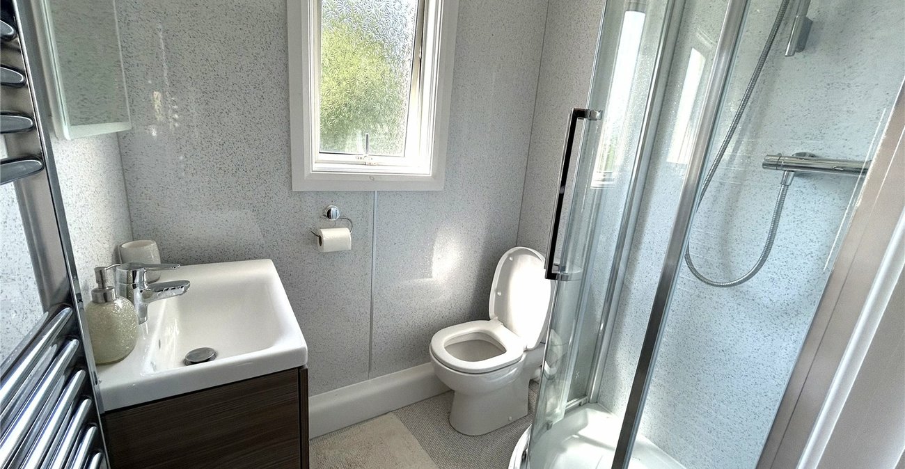 3 bedroom house for sale in Welling | Robinson Jackson