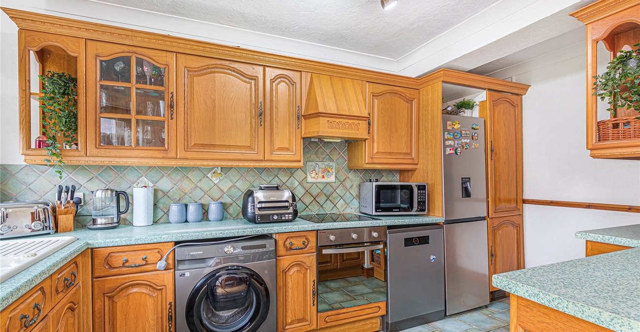 3 bedroom house for sale in Welling | Robinson Jackson