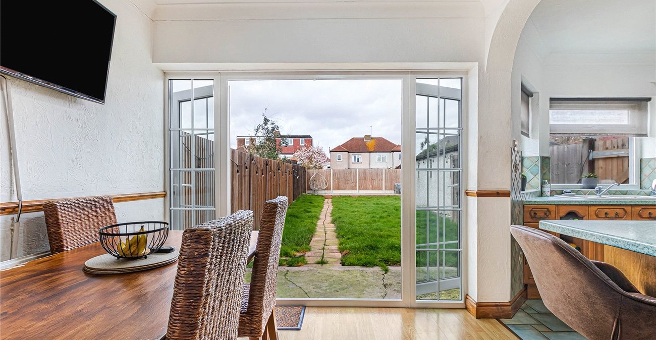 3 bedroom house for sale in Welling | Robinson Jackson