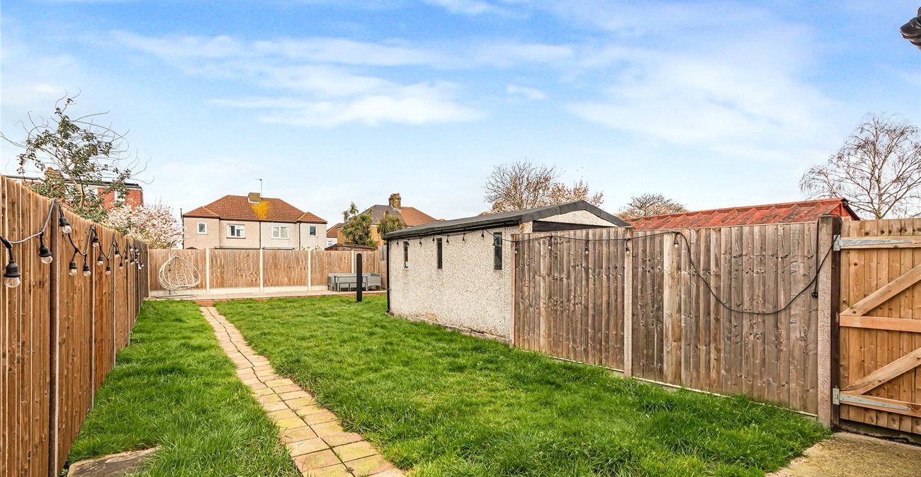 3 bedroom house for sale in Welling | Robinson Jackson