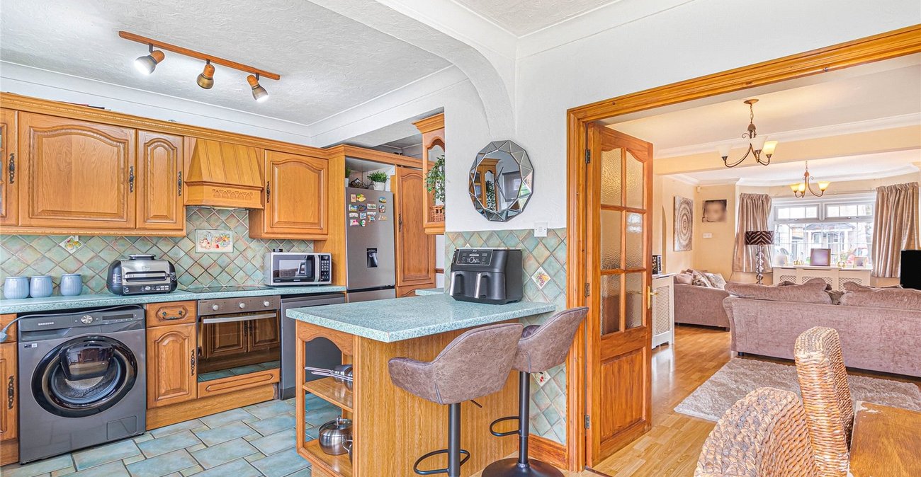 3 bedroom house for sale in Welling | Robinson Jackson