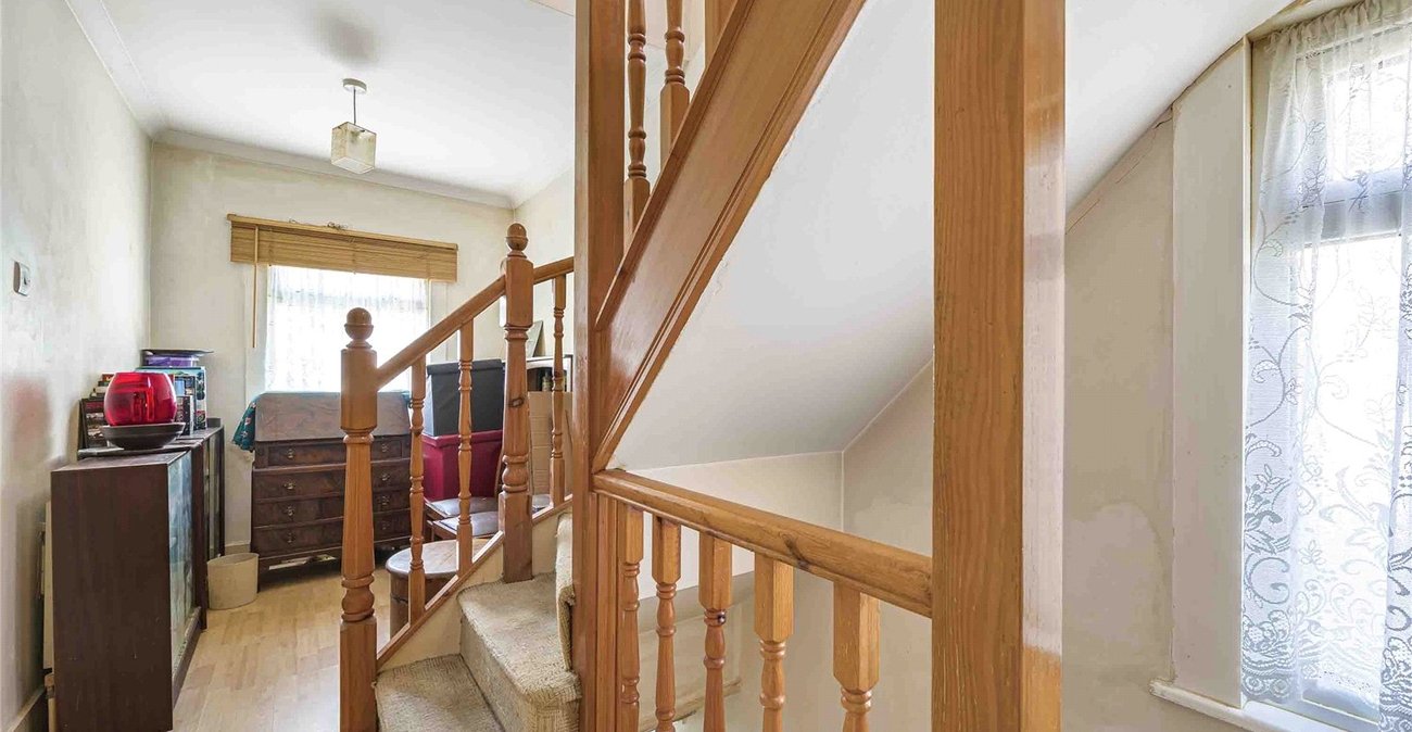 3 bedroom house for sale in Welling | Robinson Jackson