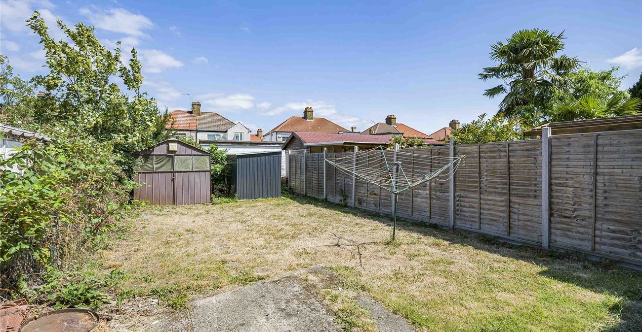 3 bedroom house for sale in Welling | Robinson Jackson