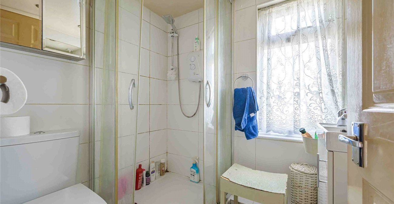 3 bedroom house for sale in Welling | Robinson Jackson