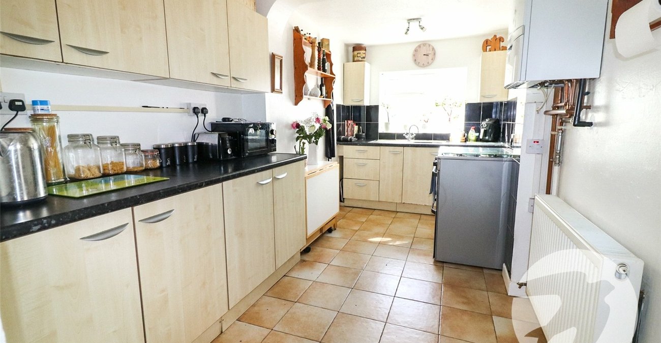 3 bedroom house for sale in Erith | Robinson Jackson