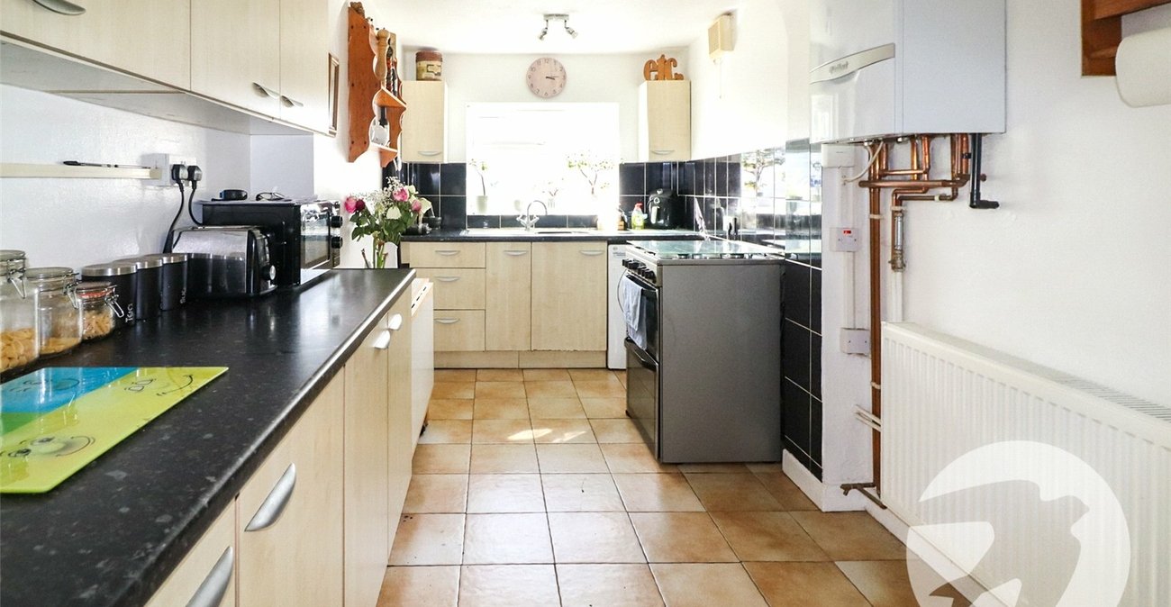 3 bedroom house for sale in Erith | Robinson Jackson