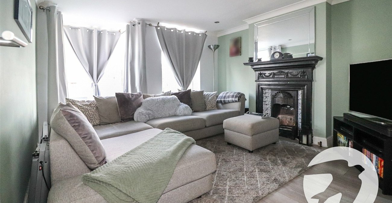 3 bedroom house for sale in Erith | Robinson Jackson