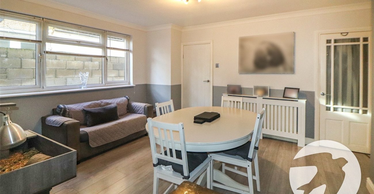 3 bedroom house for sale in Erith | Robinson Jackson