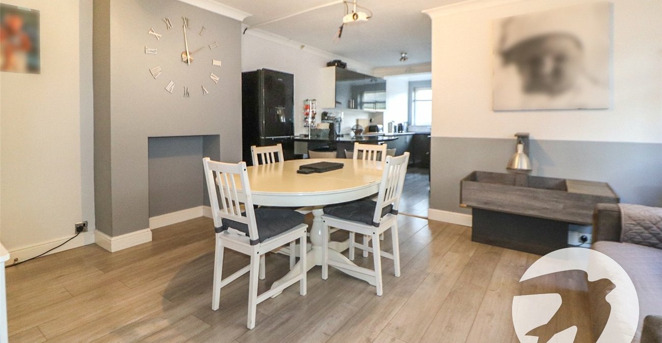 3 bedroom house for sale in Erith | Robinson Jackson