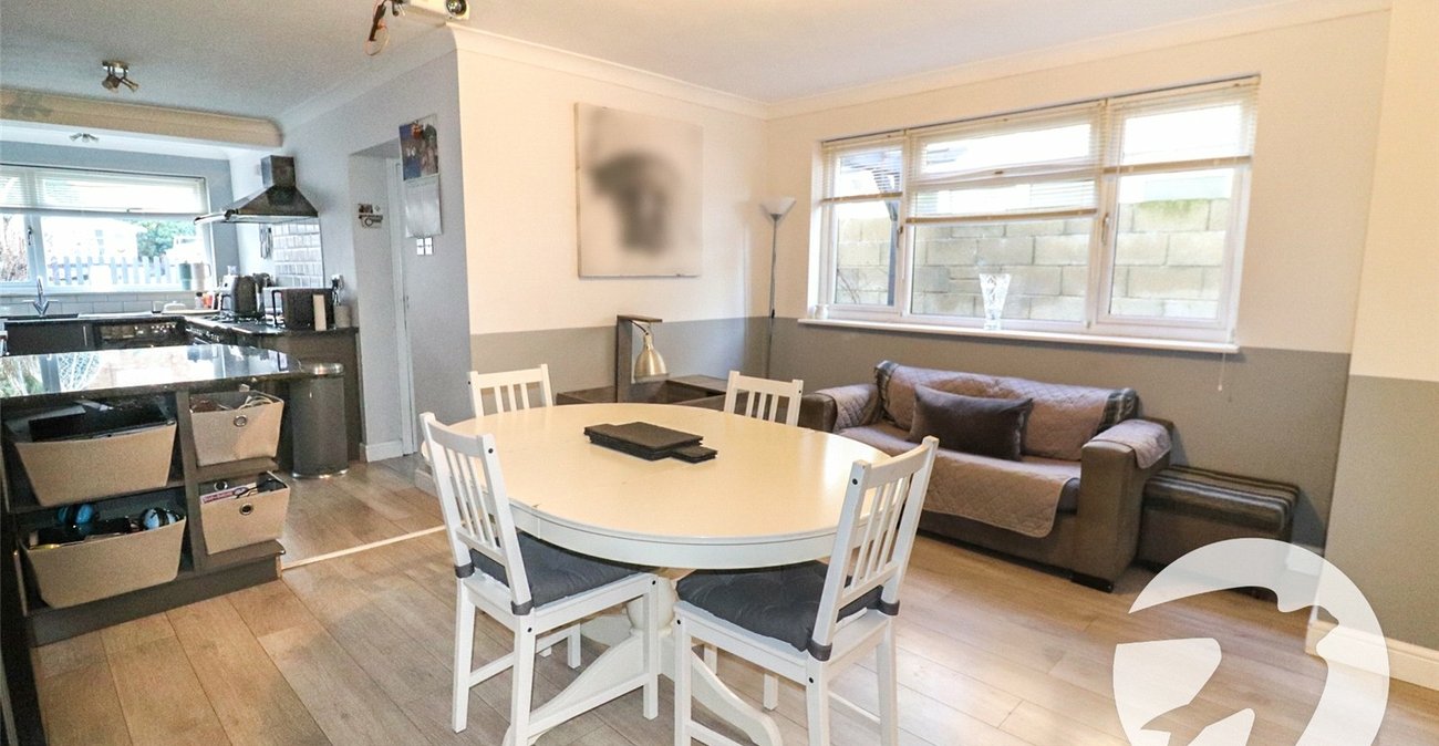 3 bedroom house for sale in Erith | Robinson Jackson