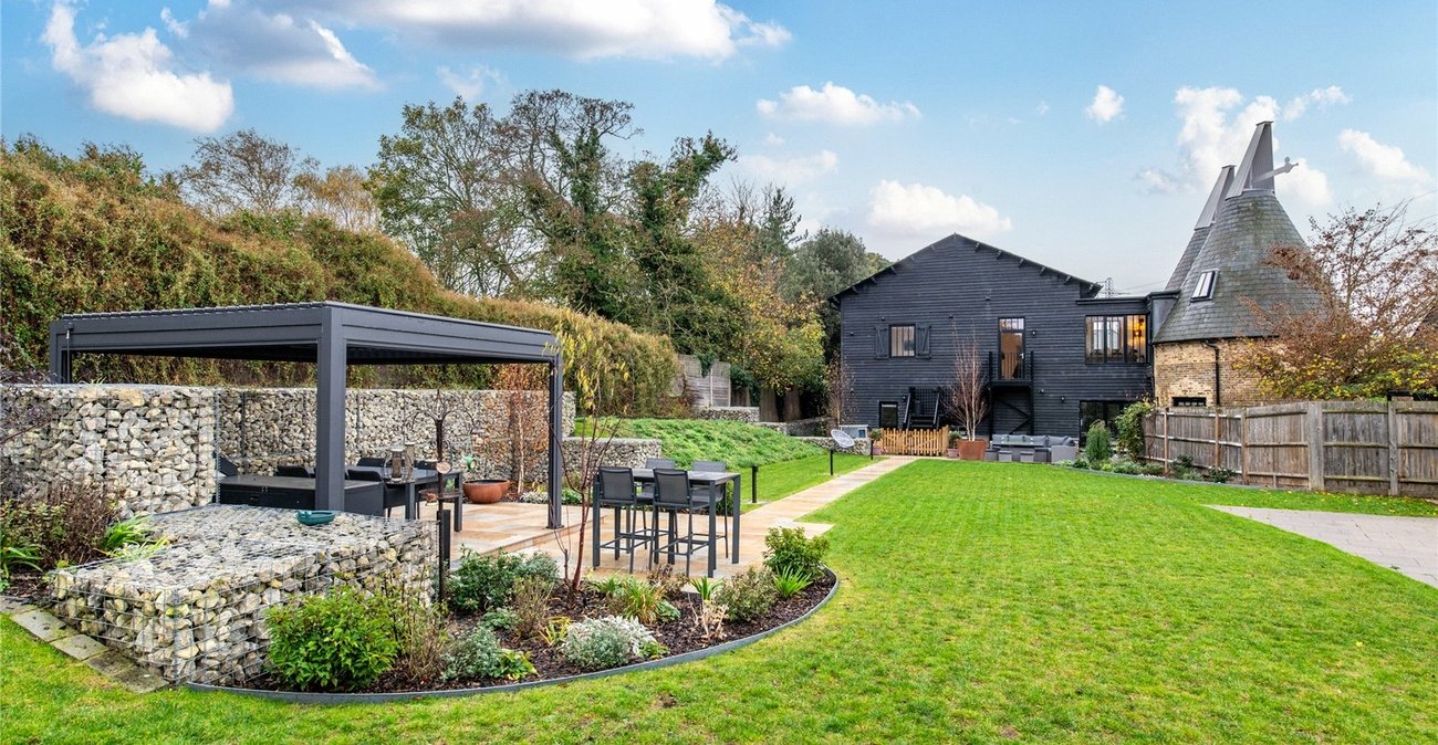 4 bedroom property for sale in Gravesend | Robinson Michael & Jackson