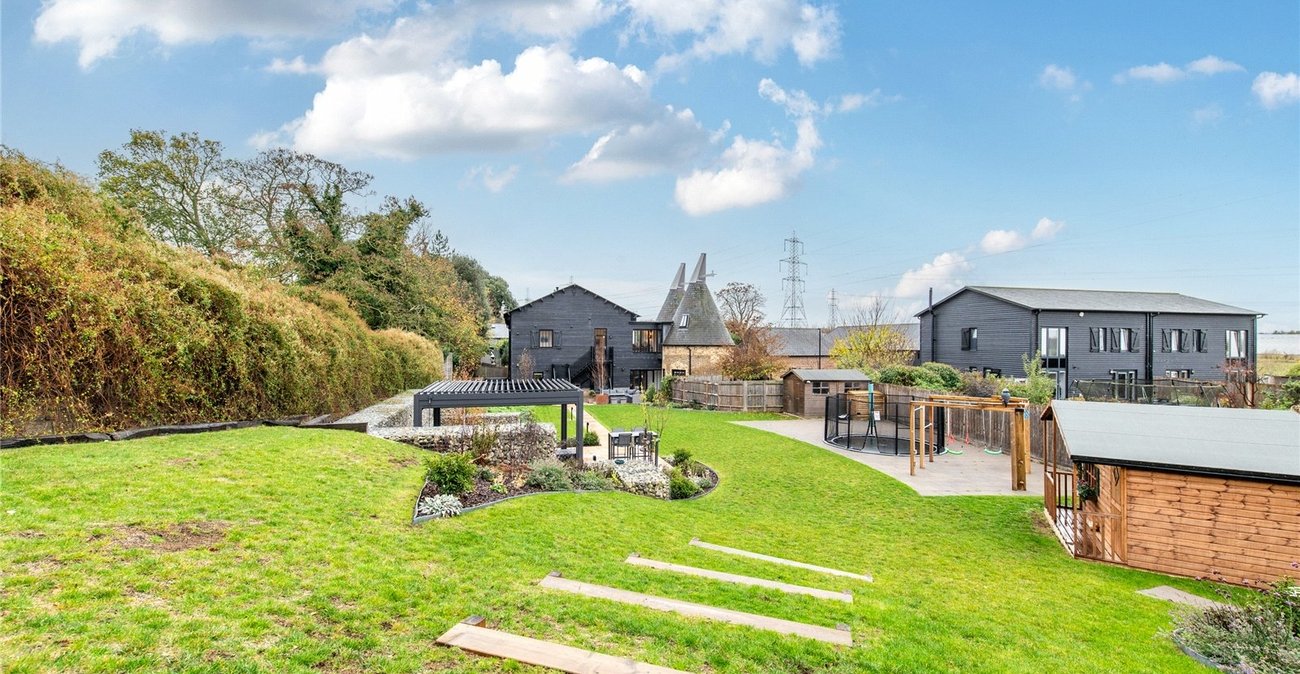 4 bedroom property for sale in Gravesend | Robinson Michael & Jackson