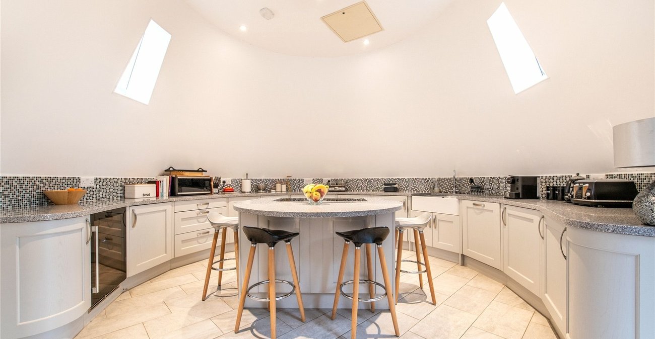 4 bedroom property for sale in Gravesend | Robinson Michael & Jackson