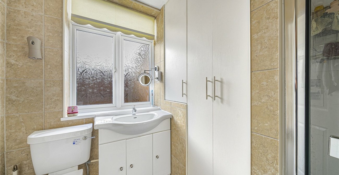 5 bedroom house for sale in South Welling | Robinson Jackson