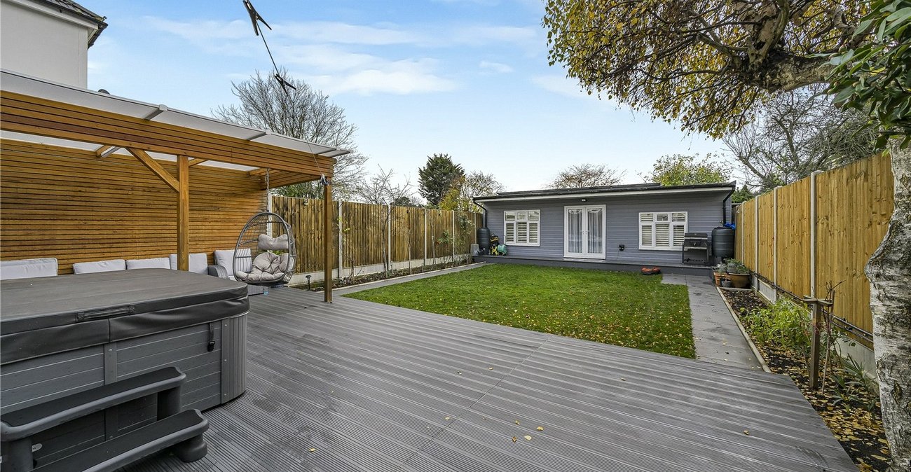 5 bedroom house for sale in South Welling | Robinson Jackson