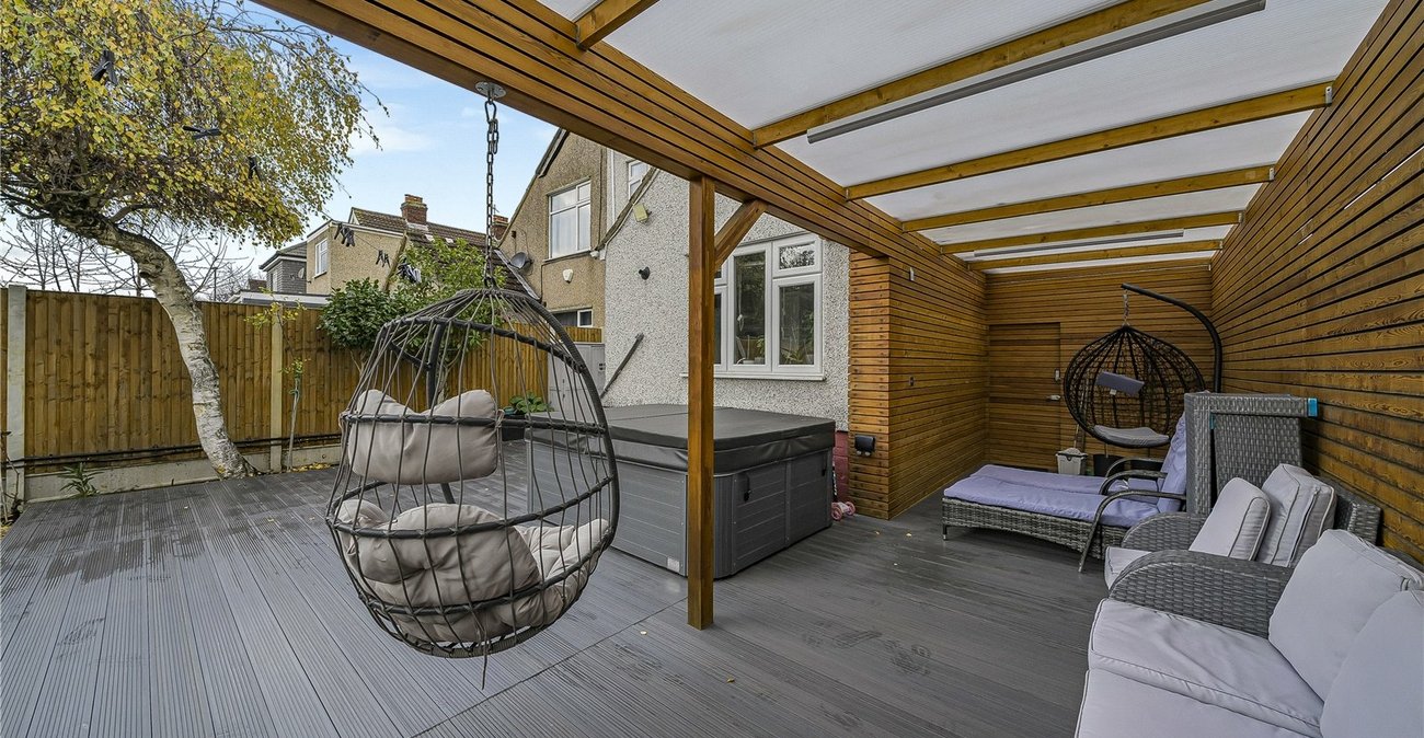 5 bedroom house for sale in South Welling | Robinson Jackson