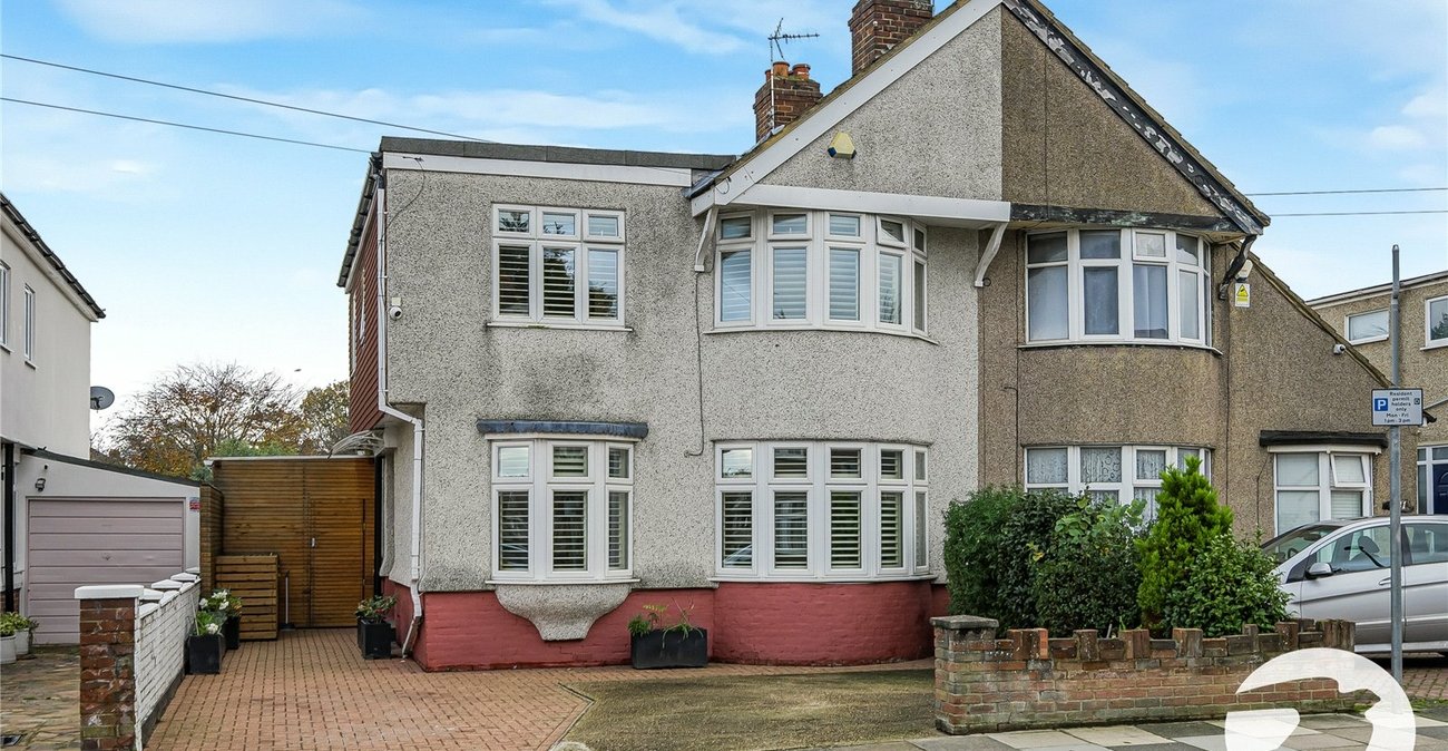 5 bedroom house for sale in South Welling | Robinson Jackson