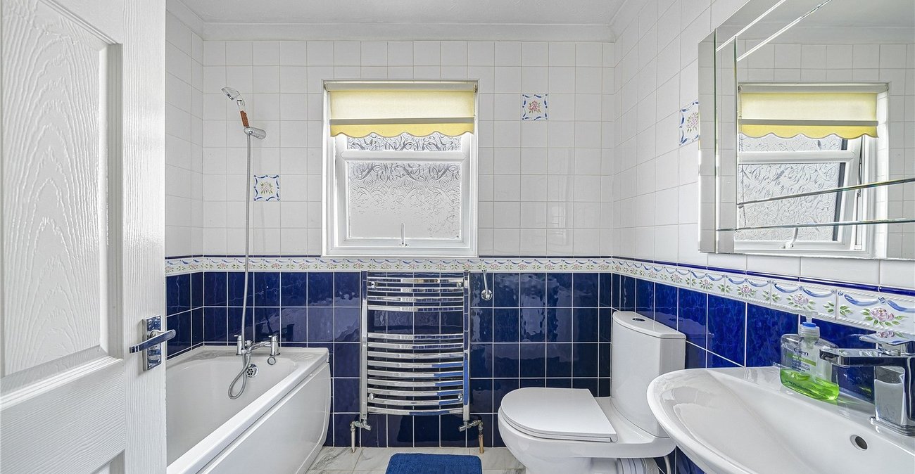 5 bedroom house for sale in South Welling | Robinson Jackson