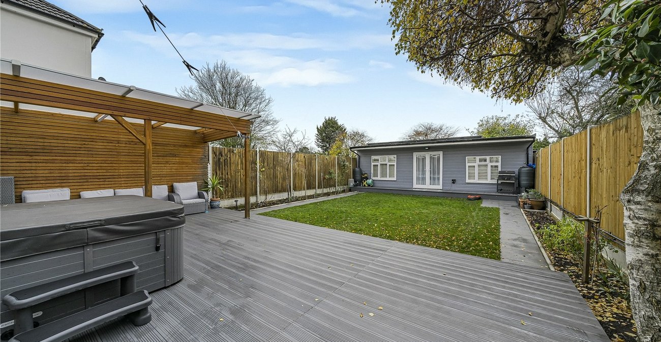 5 bedroom house for sale in South Welling | Robinson Jackson