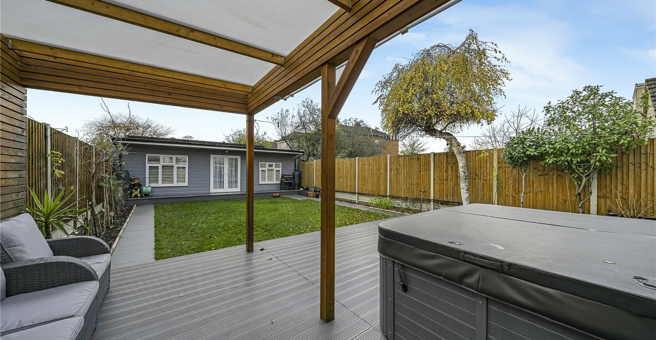 5 bedroom house for sale in South Welling | Robinson Jackson