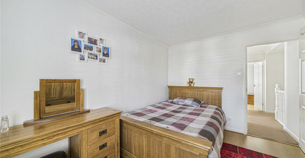 5 bedroom house for sale in South Welling | Robinson Jackson