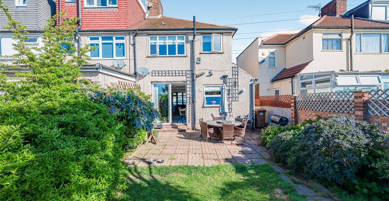3 bedroom house for sale in South Welling | Robinson Jackson
