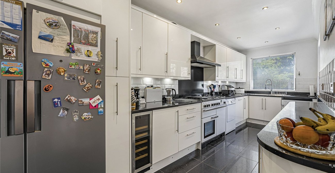 5 bedroom house for sale in Welling | Robinson Jackson