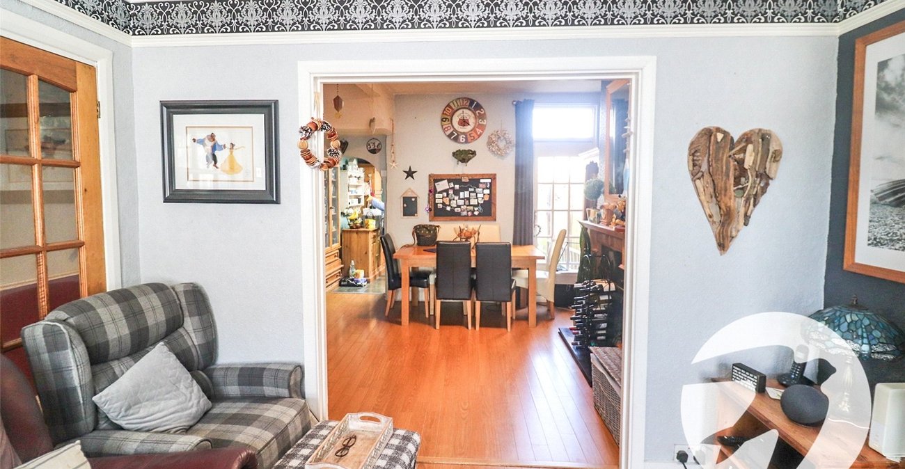 3 bedroom house for sale in Erith | Robinson Jackson