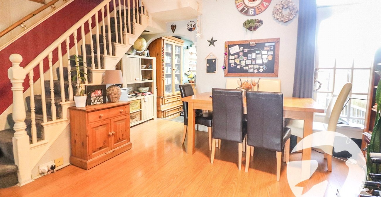 3 bedroom house for sale in Erith | Robinson Jackson