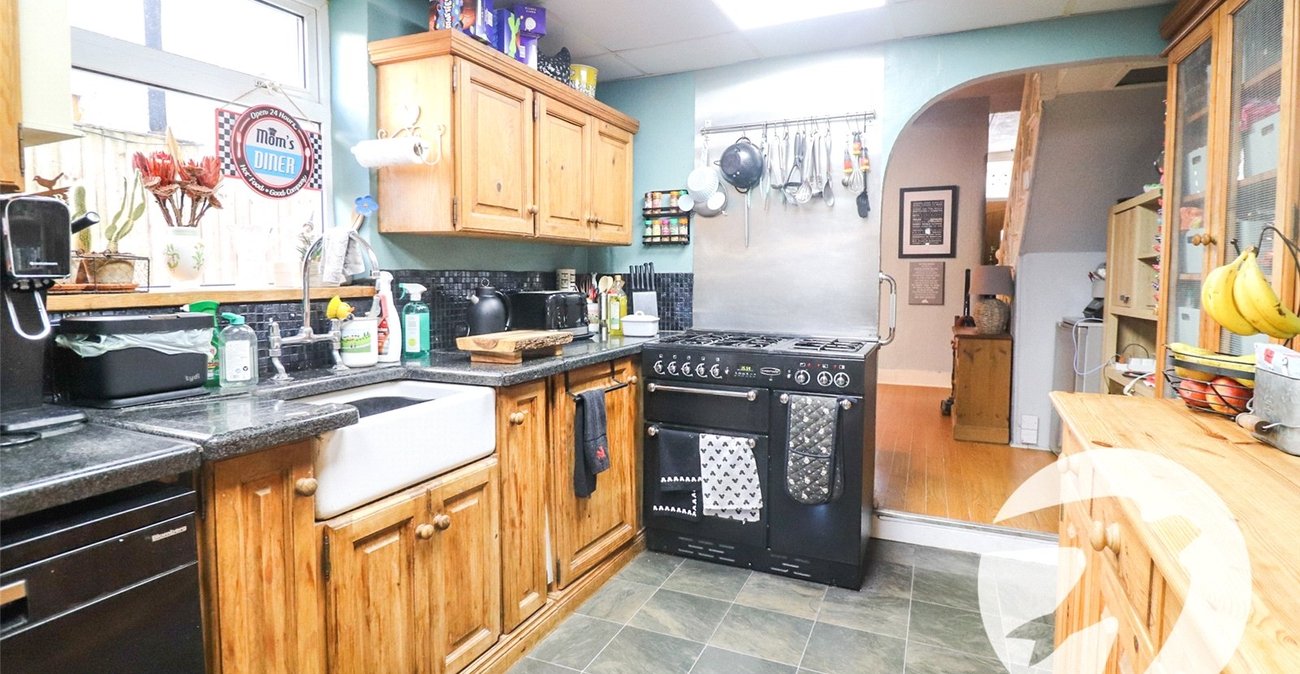 3 bedroom house for sale in Erith | Robinson Jackson