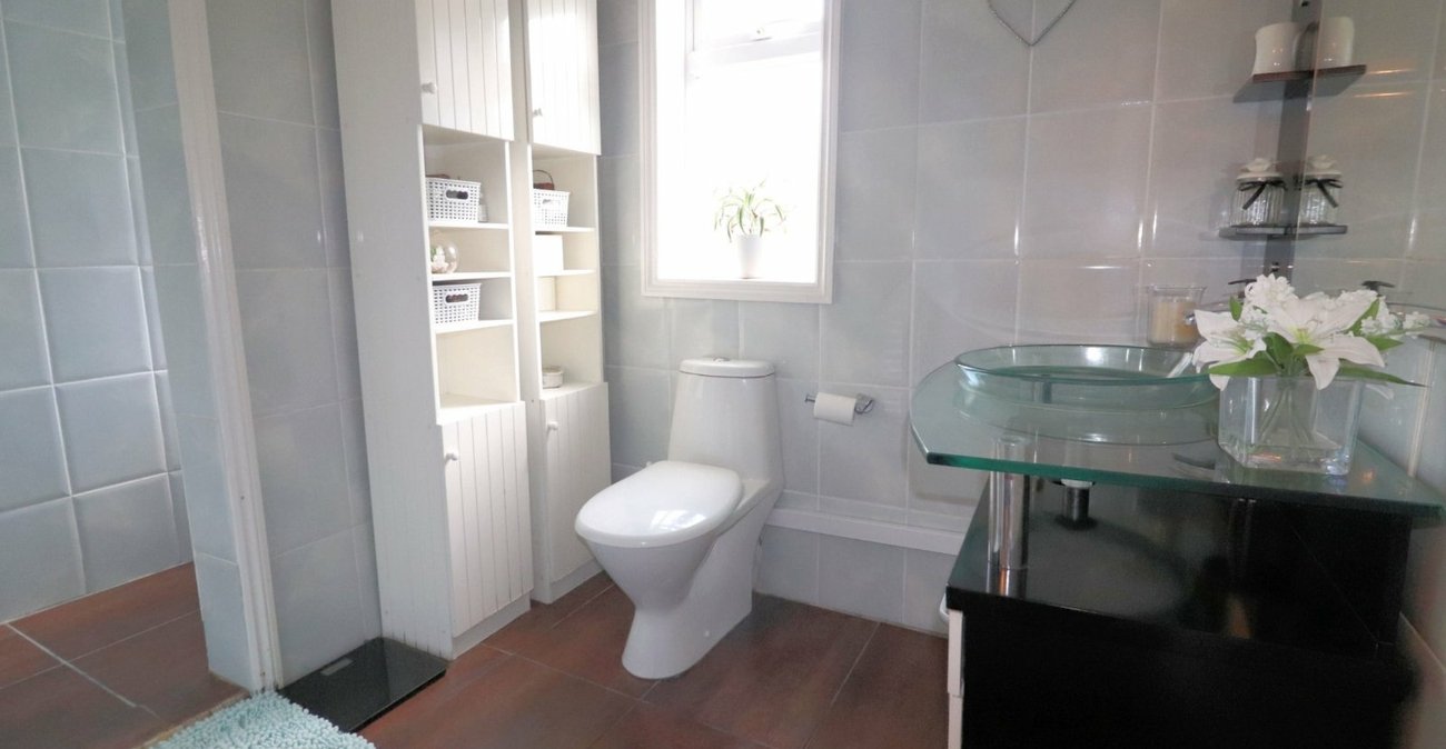 3 bedroom house for sale in Northumberland Heath | Robinson Jackson