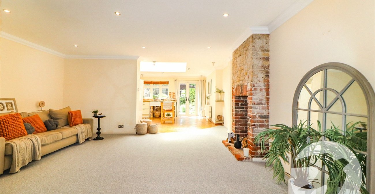 2 bedroom house for sale in Northumberland Heath | Robinson Jackson