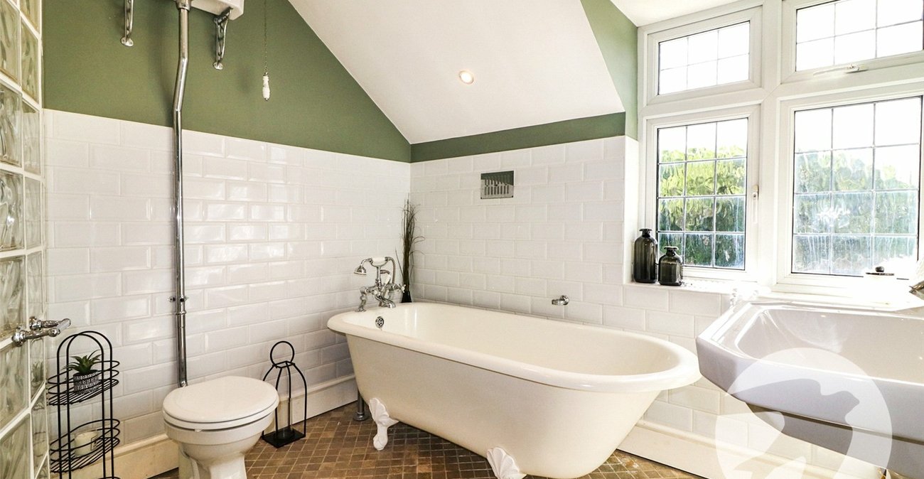 2 bedroom house for sale in Northumberland Heath | Robinson Jackson