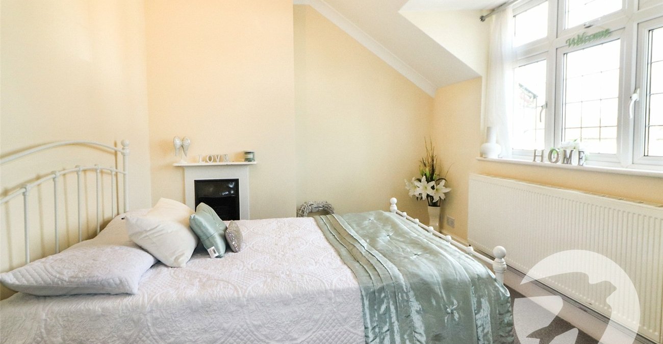 2 bedroom house for sale in Northumberland Heath | Robinson Jackson
