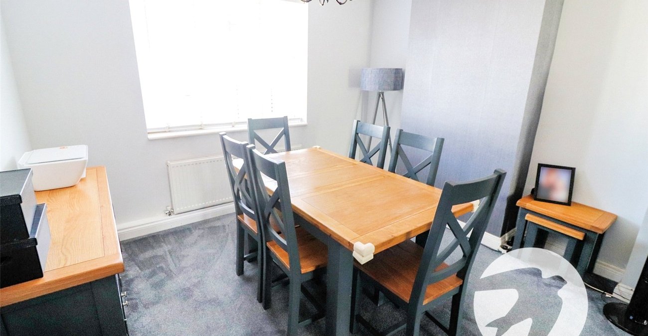 5 bedroom house for sale in Northumberland Heath | Robinson Jackson