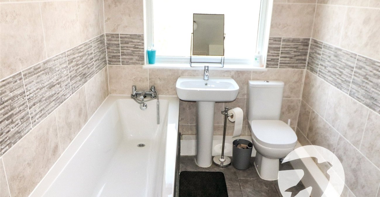 5 bedroom house for sale in Northumberland Heath | Robinson Jackson